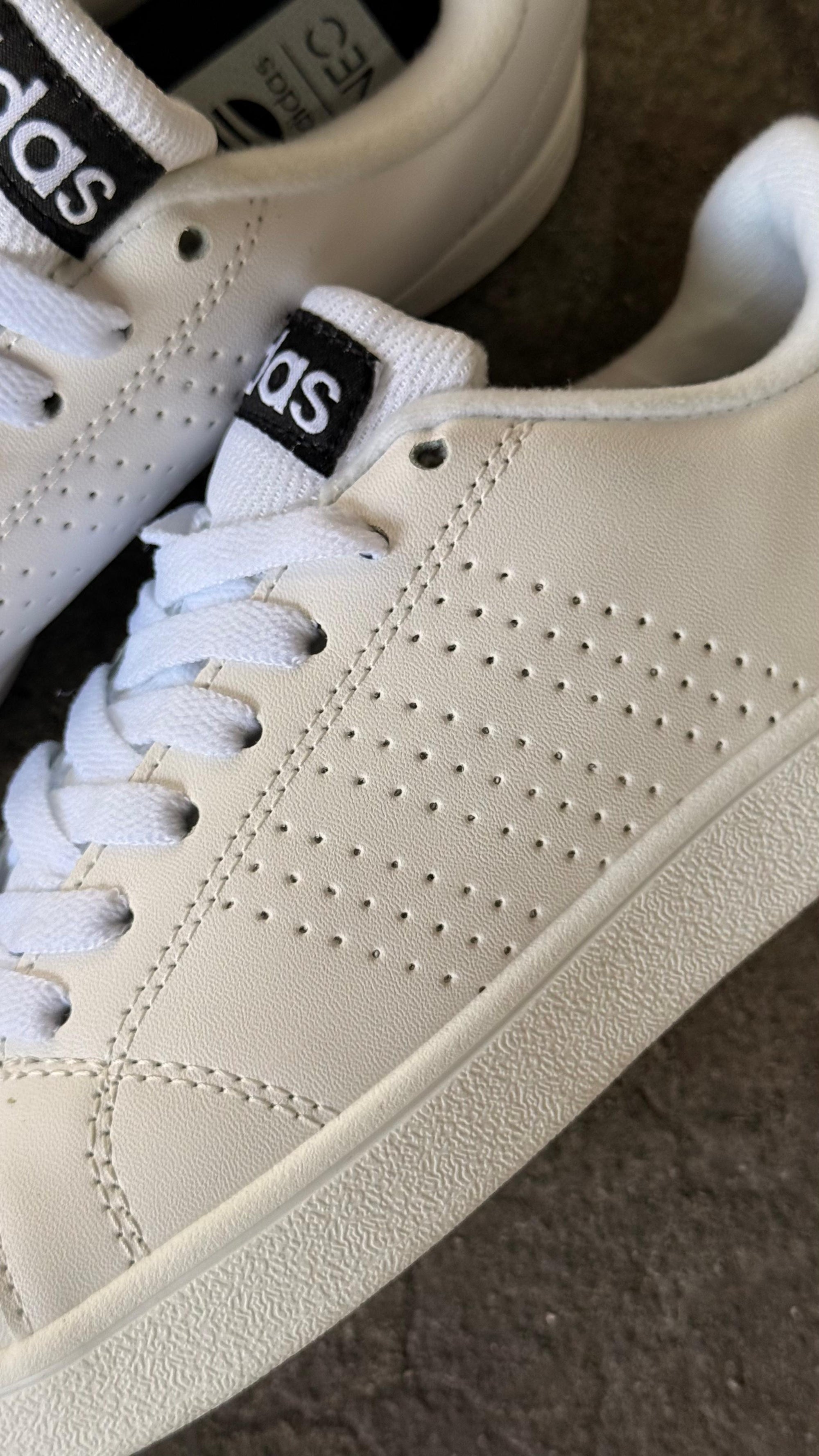 ADIDAS NEO CLASICO BLANCO