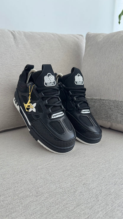 LOUIS VUITTON NEGRO BLANCO