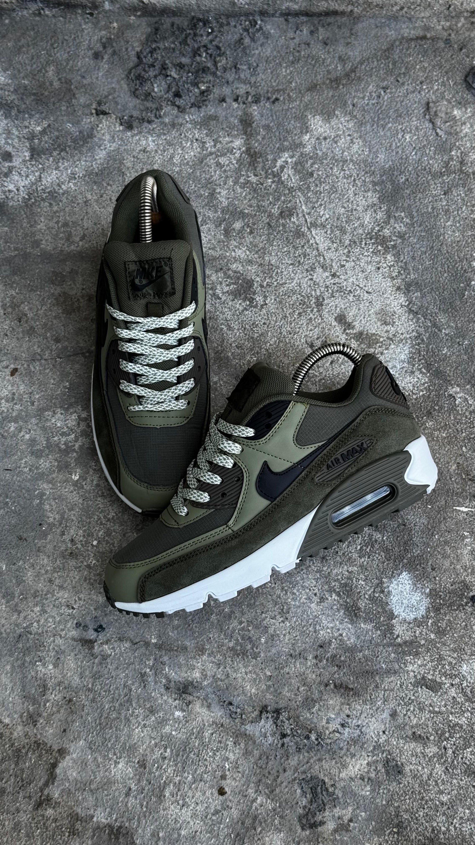 NIKE AIR MAX 90 VERDE MILITAR