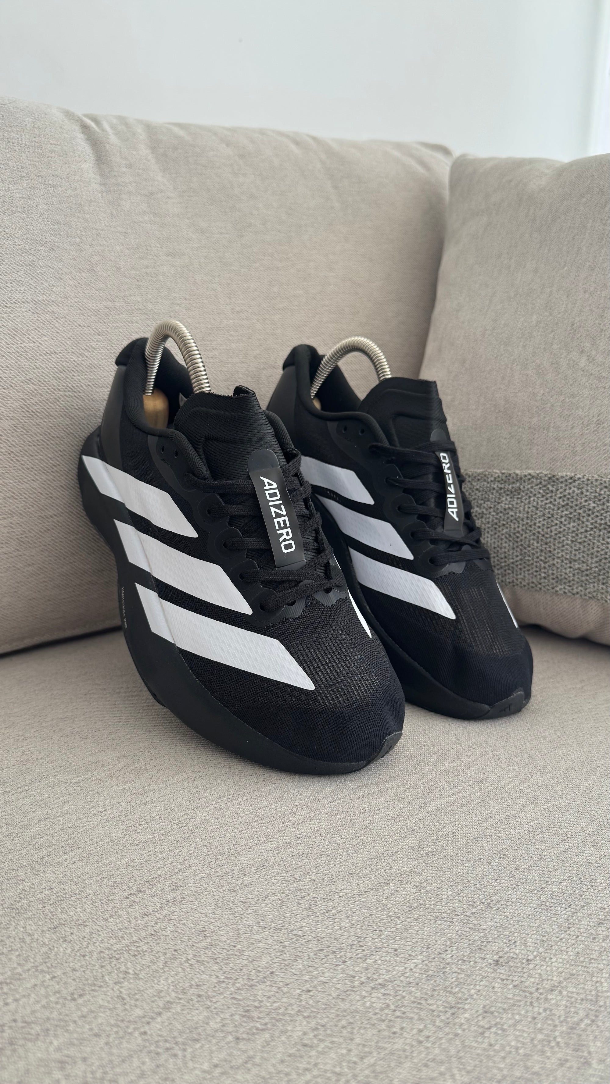 ADIZERO NEGRO BLANCO