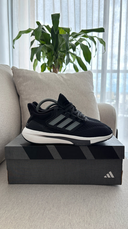 ADIDAS EQ NEGRO