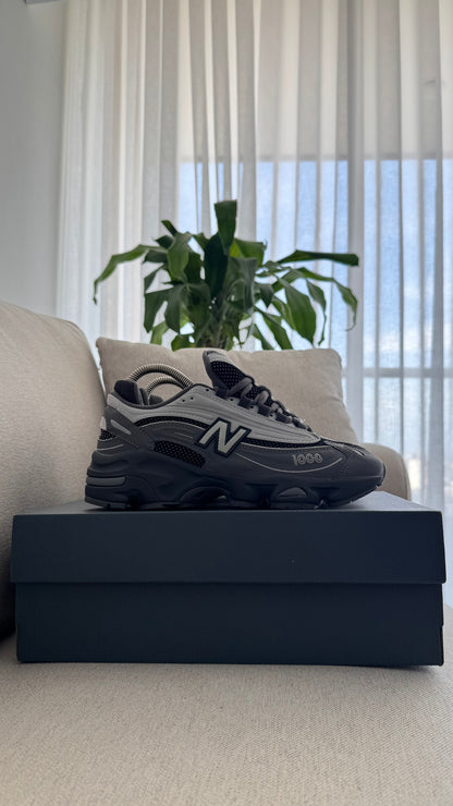 NEW BALANCE 1000 NEGRO GRIS