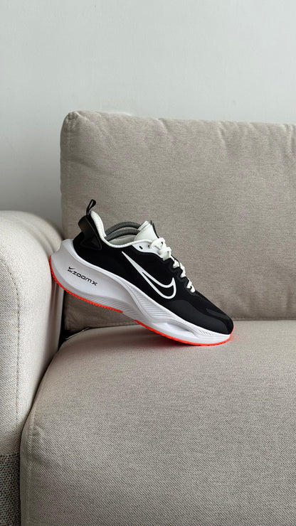 NIKE ZOOM CARITA NEGRO BLANCO SALMON