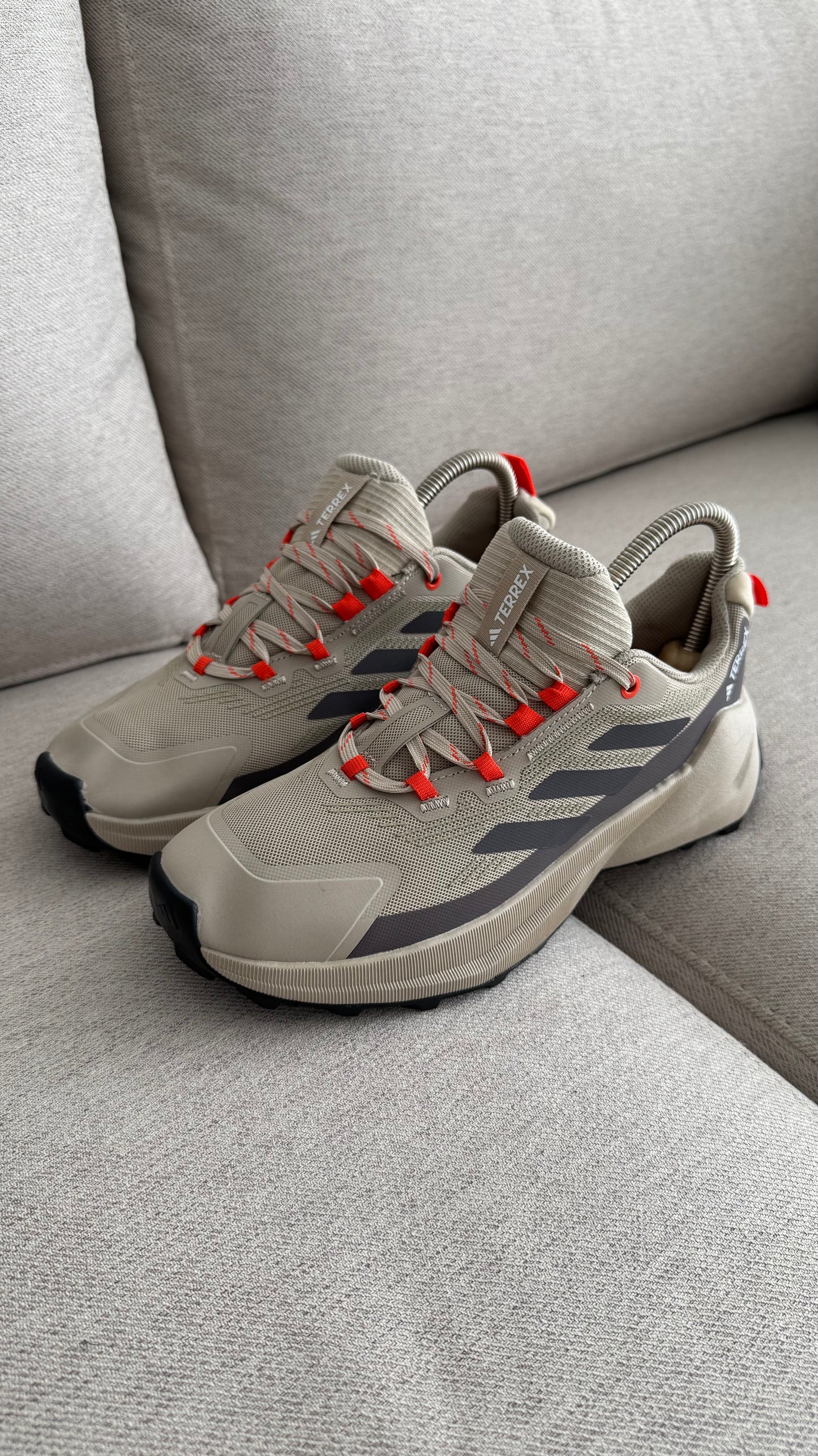 ADIDAS TERREX 2025 BEIGE NARANJA