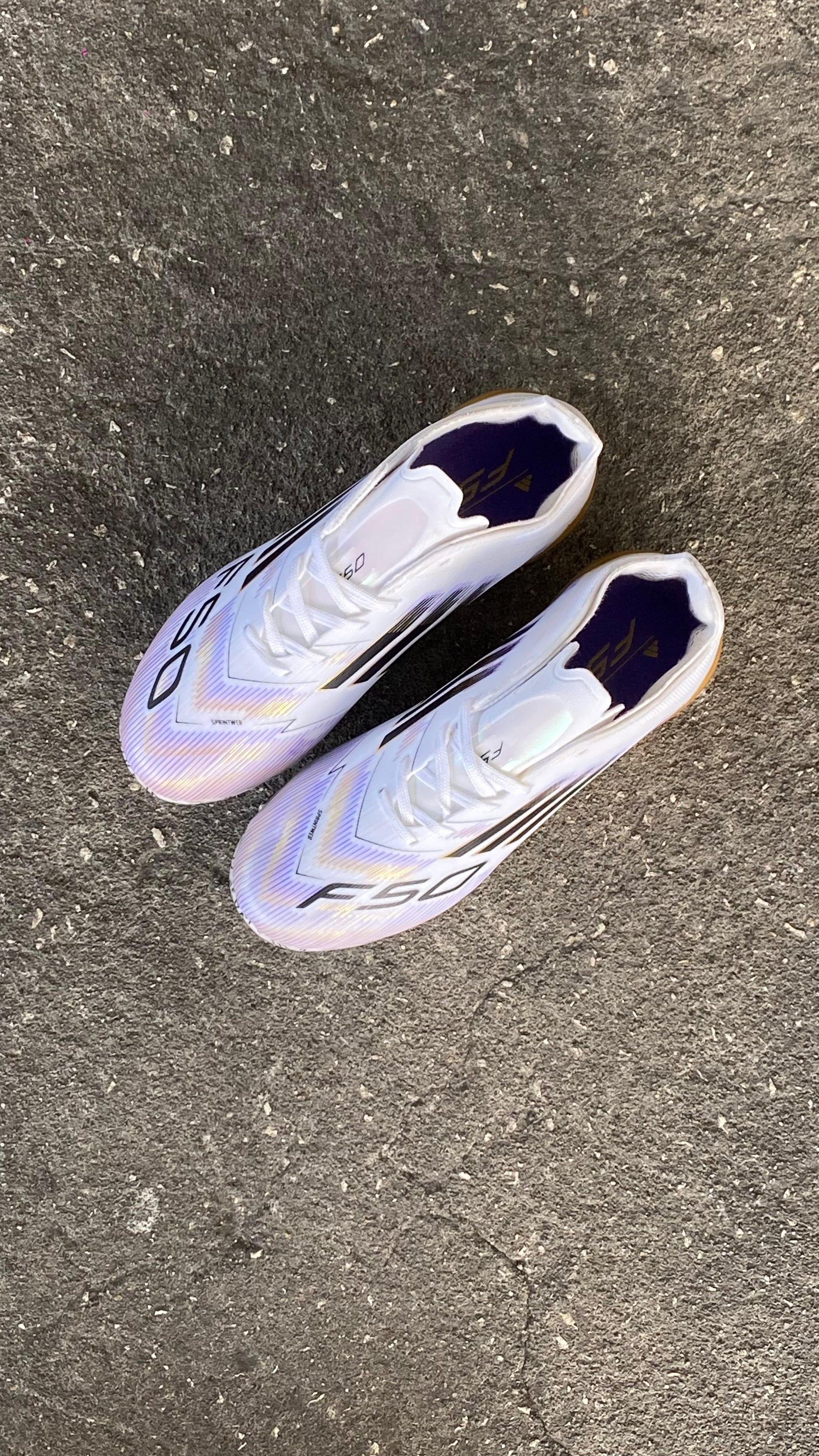 ADIDAS GUAYO F50 NIÑO DORADO