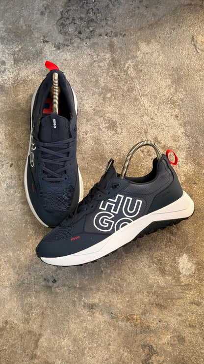 HUGO BOSS CLASICO AZUL TURQUI ROJO LETRA