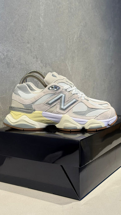 NEW BALANCE 9060 BEIGE CREMA