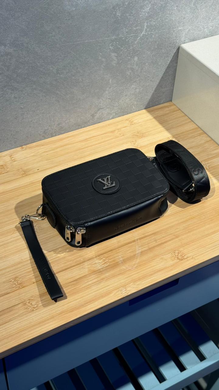 BOLSO CARRIEL CUADRO LOUIS VUITTON
