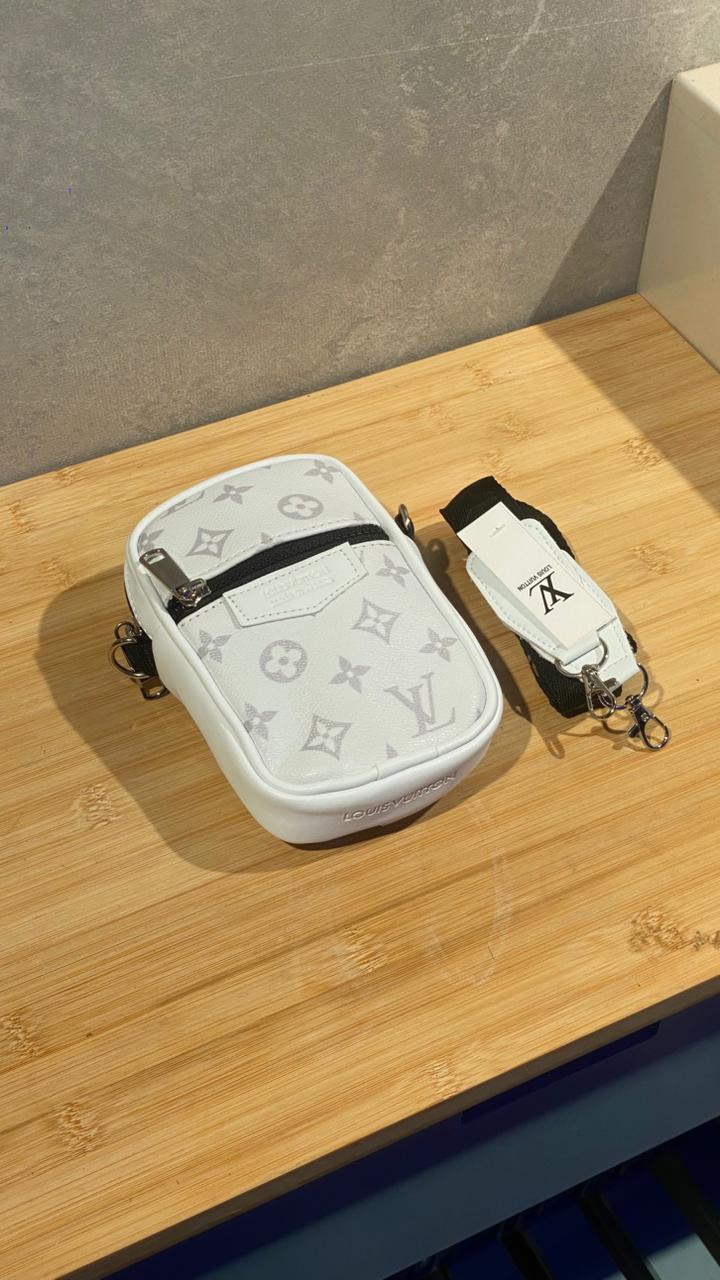 BOLSO CARRIEL PORTA CELULAR  LOUIS VUITTON