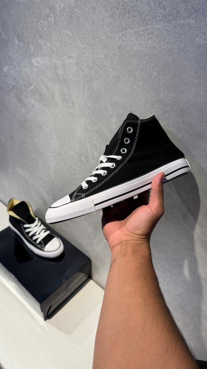 BOTA CONVERSE NEGRO BLANCO