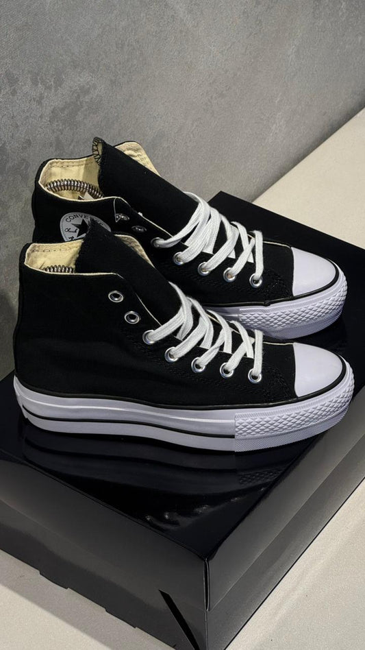 BOTA CONVERSE CLASICA NEGRO BLANCO PROMO