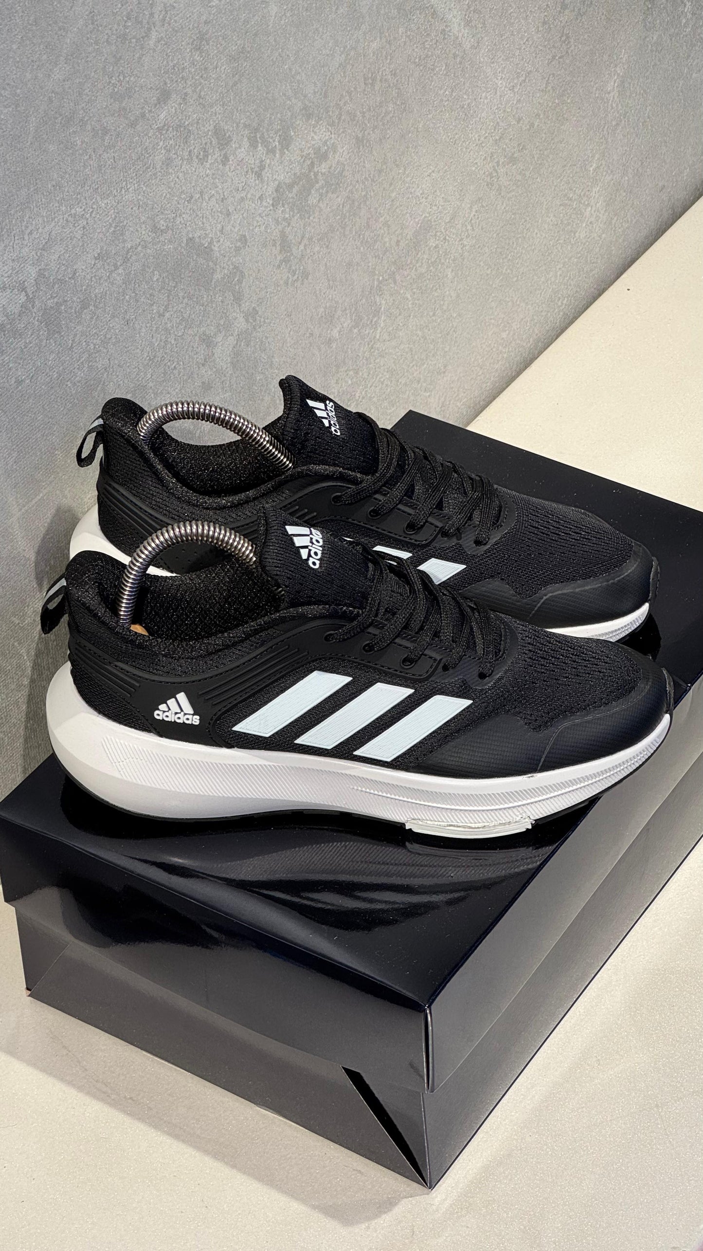 ADIDAS BOUNCE NEGRO BLANCO