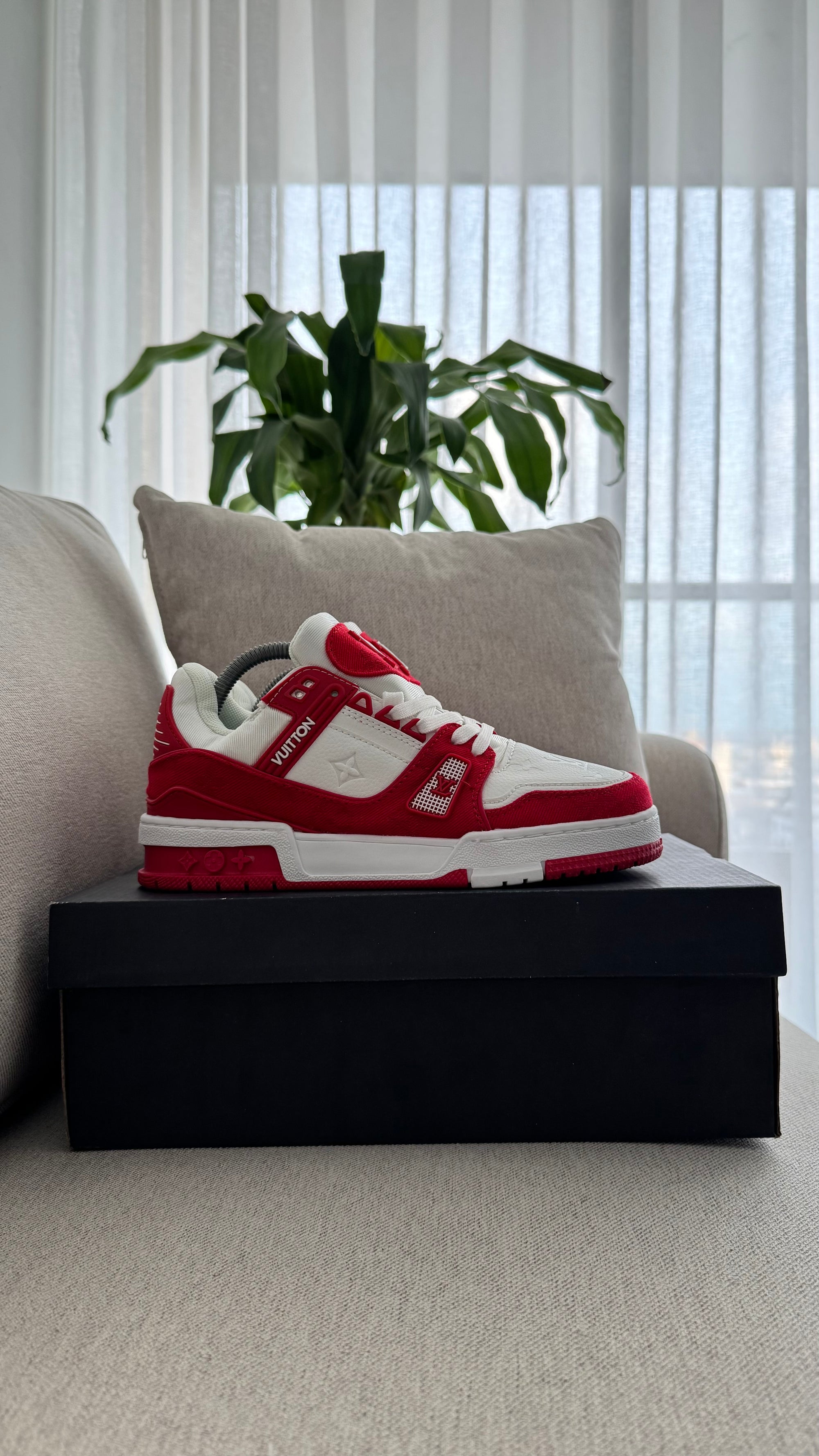 LOUIS VUITTON ROJO