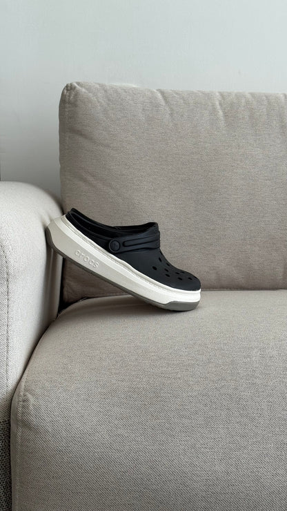 CROCS NIÑOS NEGRO BLANCO