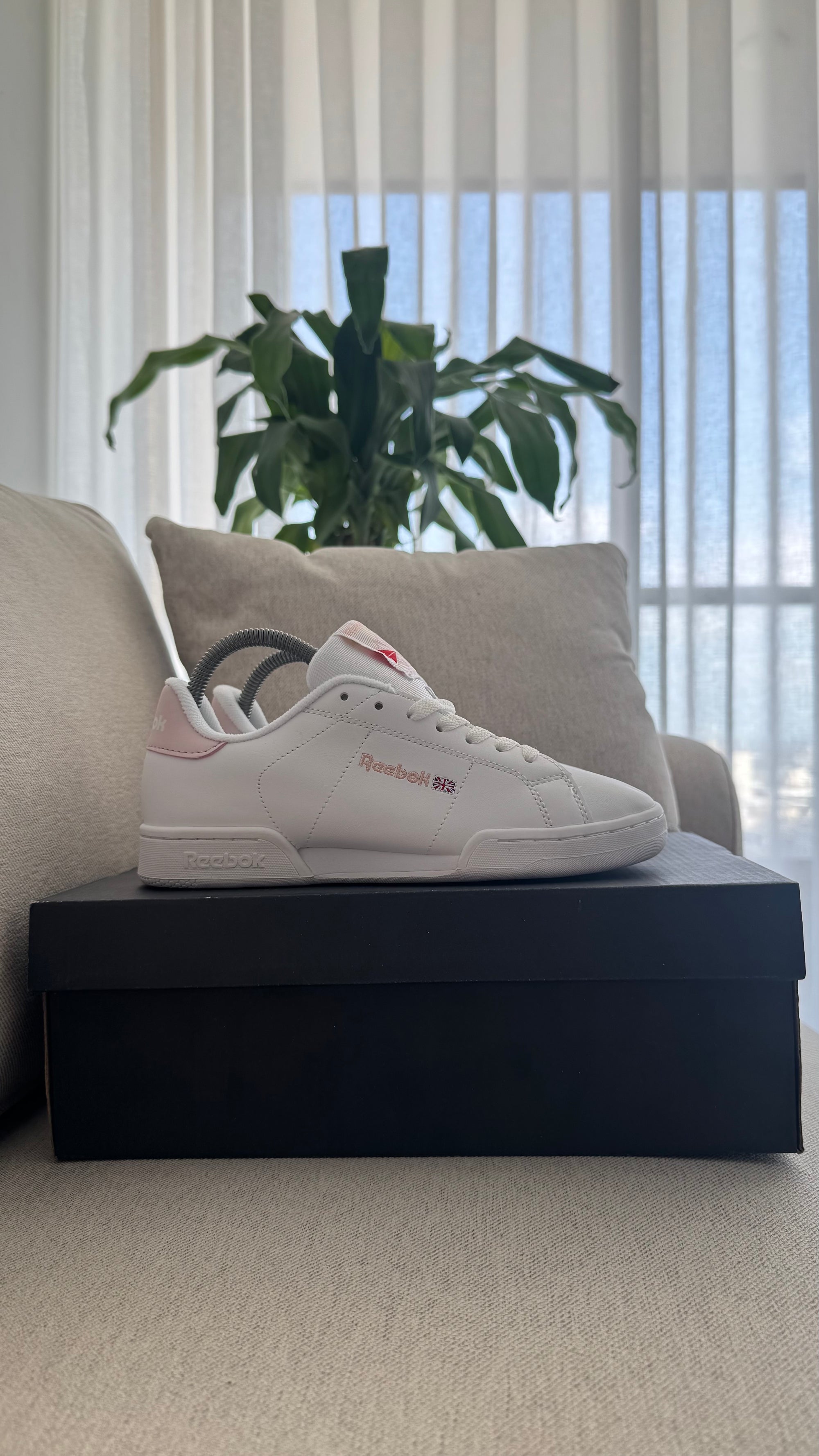 REBOOK TABLA CLASICO BLANCO ROSA PROMO