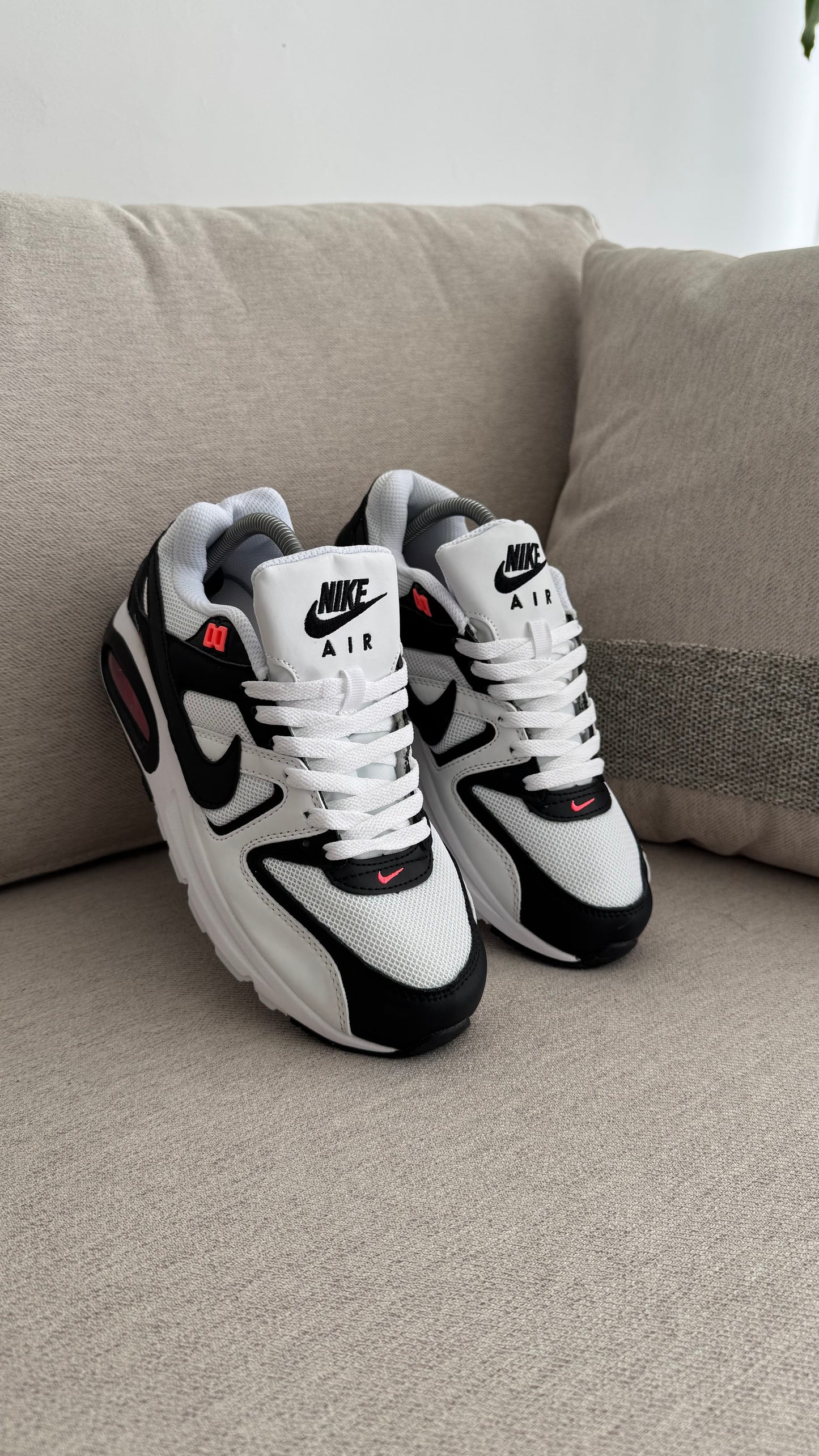AIR MAX BLANCO NEGRO ROJO