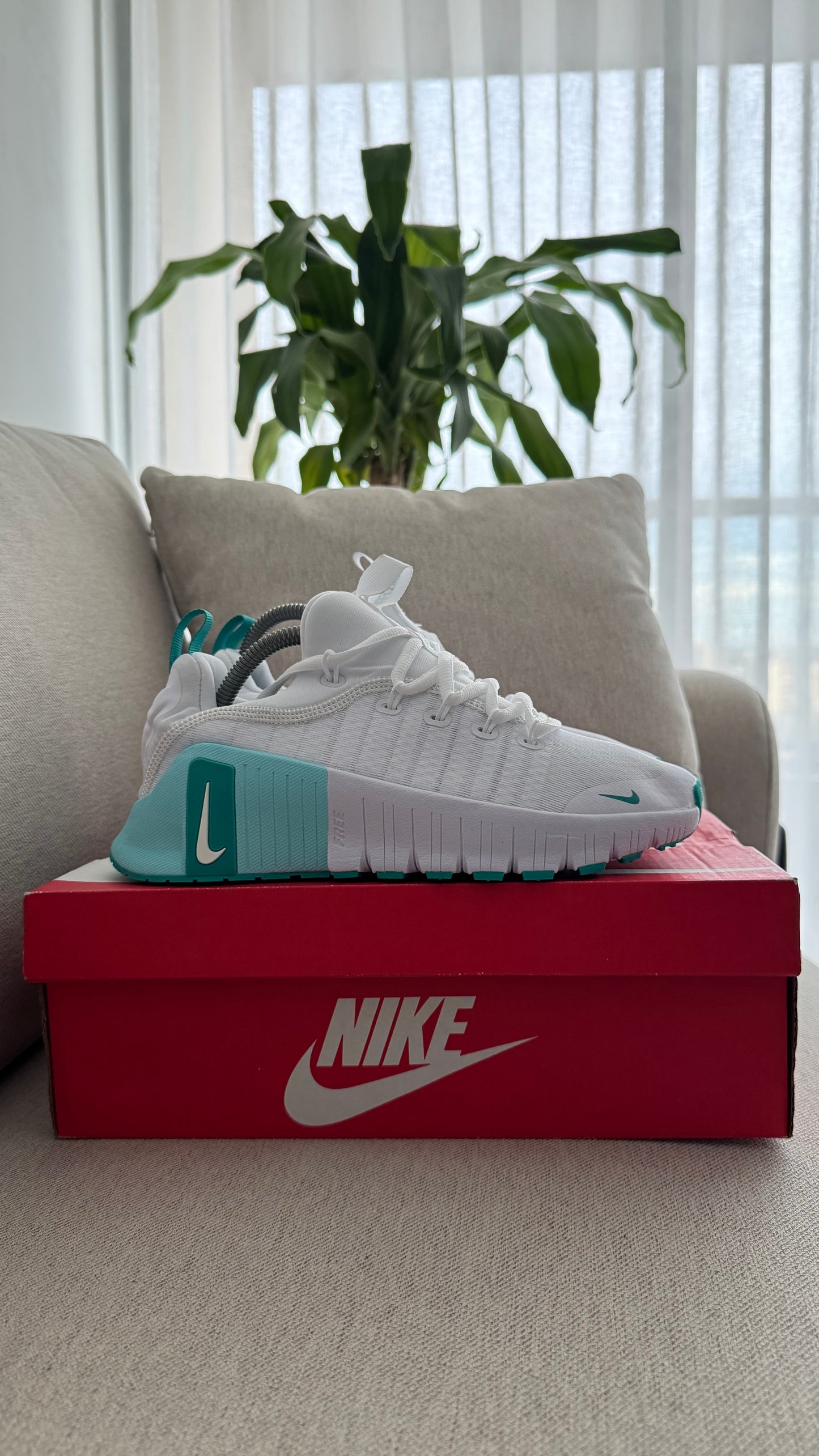 NIKE FREECOM BLANCO VERDE MENTA