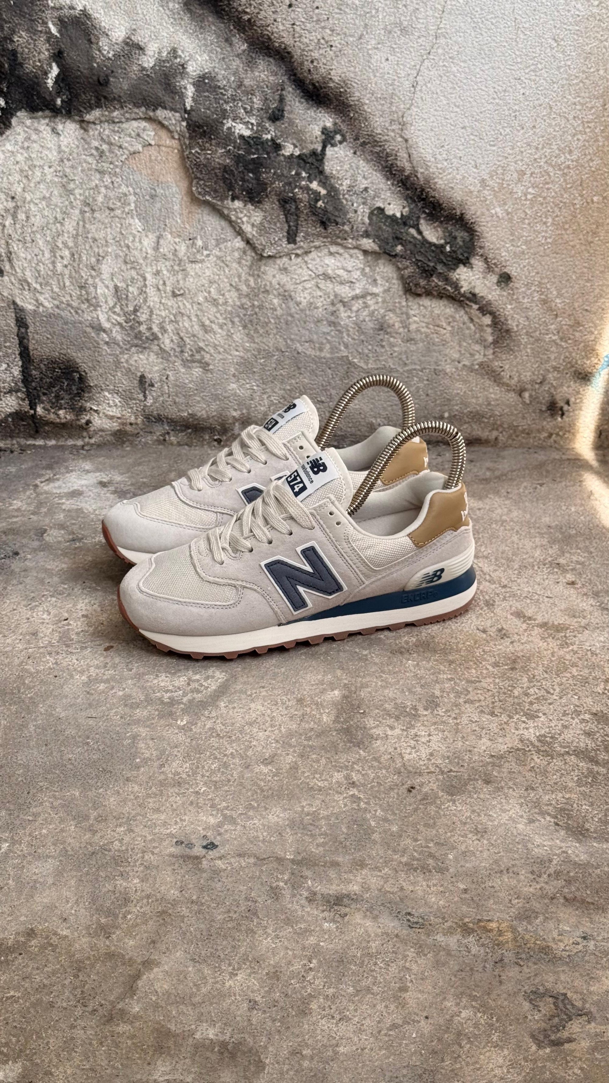NEW BALANCE 574 GRIS AZUL TURQUIS