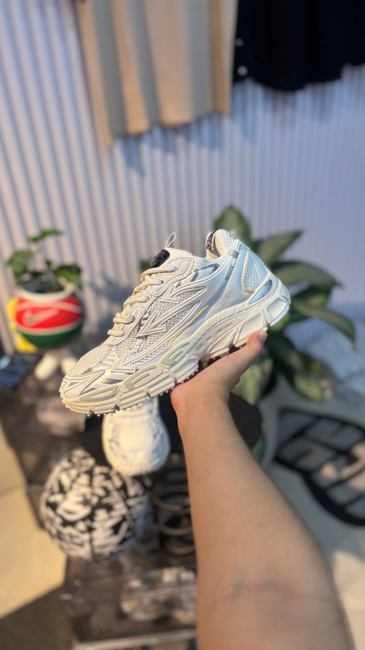 OFF WHITE TENIS BLANCO BEIGE