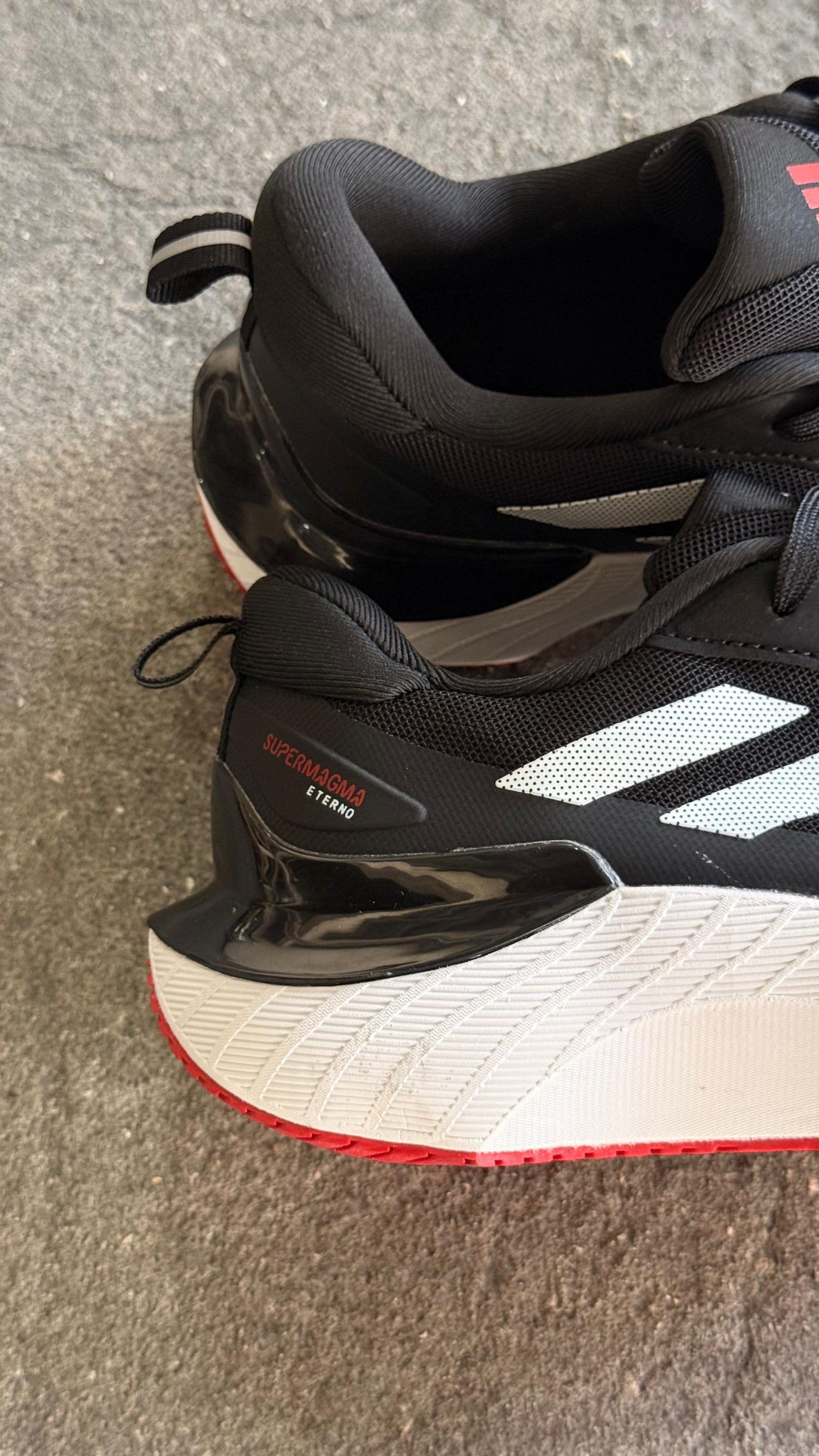 ADIDAS SUPERMAGMA NEGRO ROJO