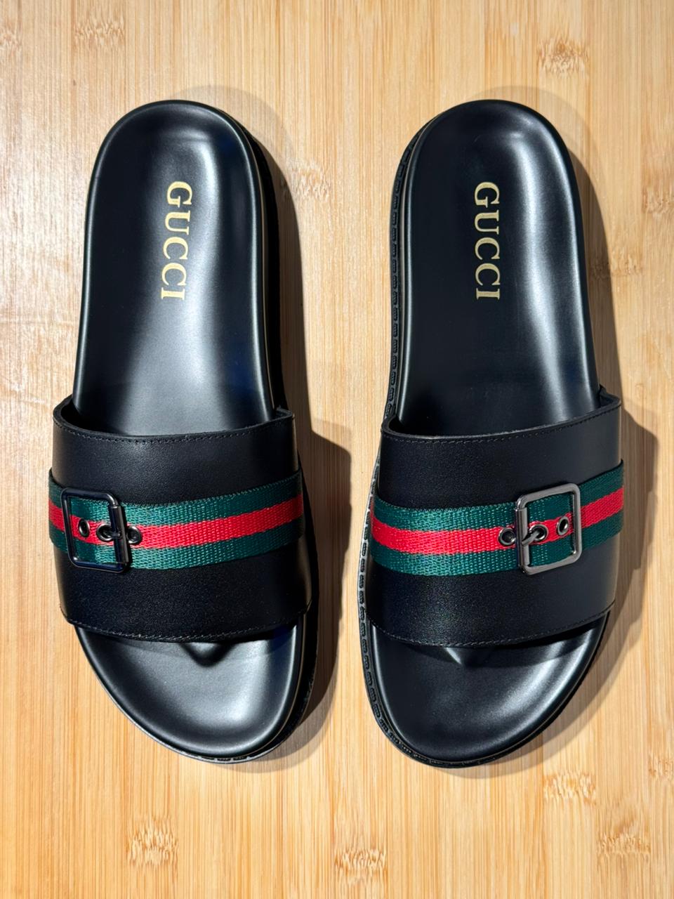 CHANCLAS GUCCI NEGRA
