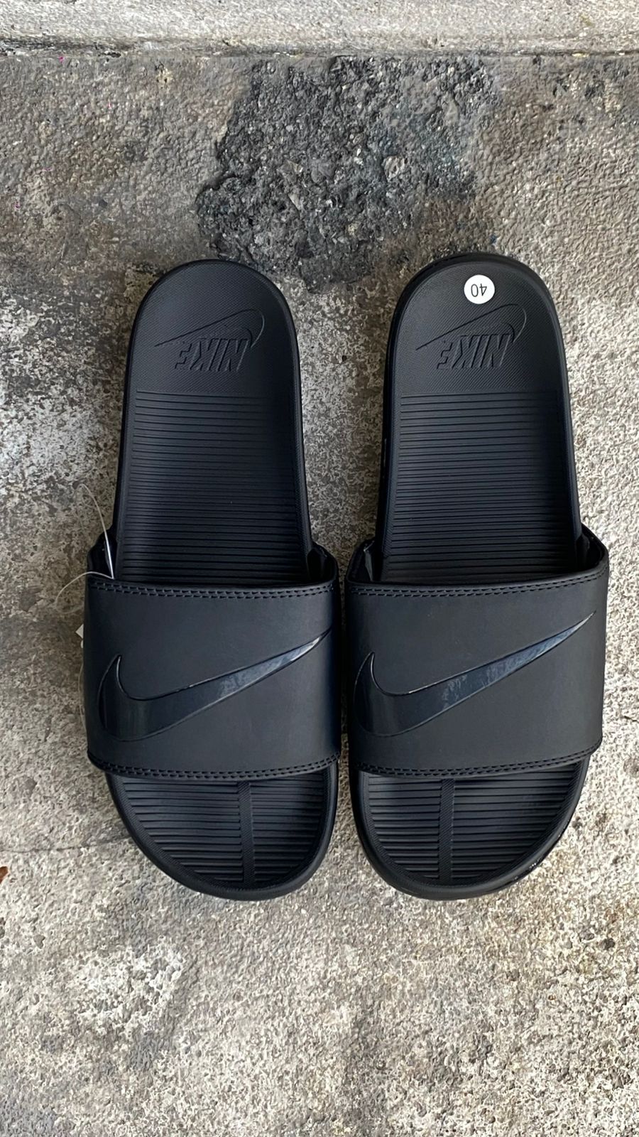 CHANCLAS NIKE CLASICA NEGRA