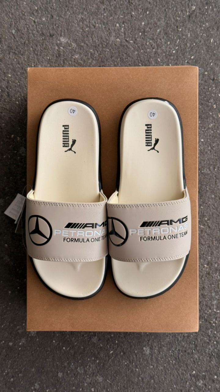 CHANCLAS PUMA AMG BEIGE CREMA