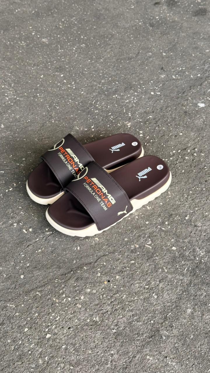 CHANCLAS PUMA AMG NEGRA BEIGE