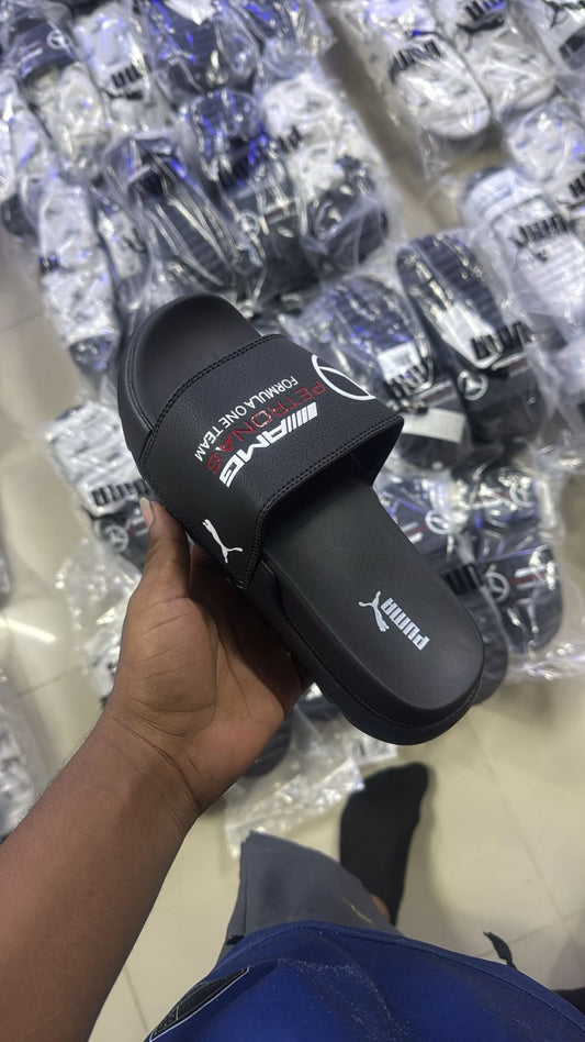 CHANCLAS PUMA AMG NEGRA LETRA