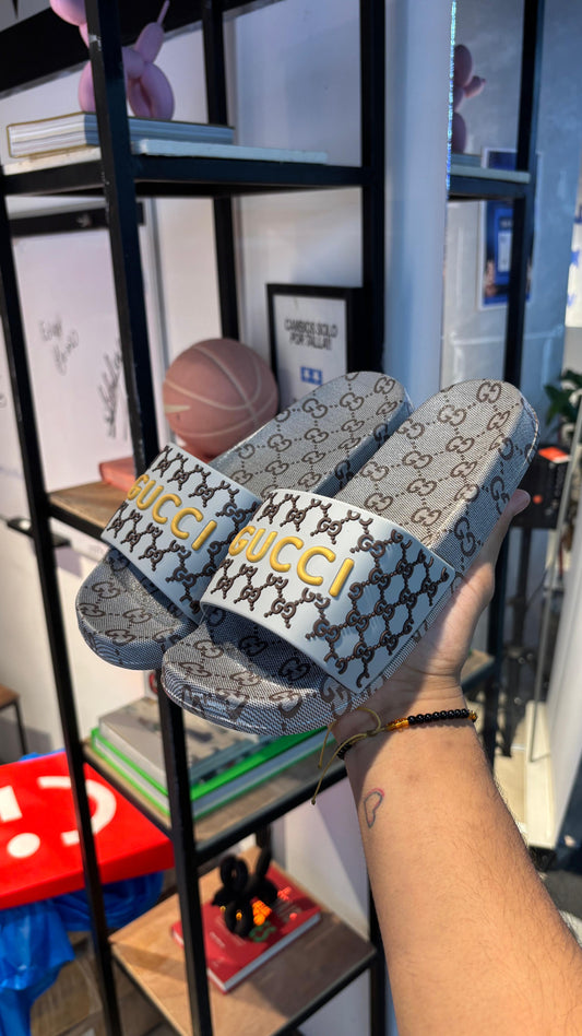CHANCLA GUCCI BEIGE