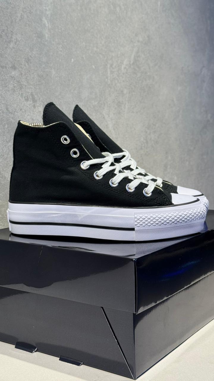 CONVERSE  PLATAFORMA NEGRO PROMO