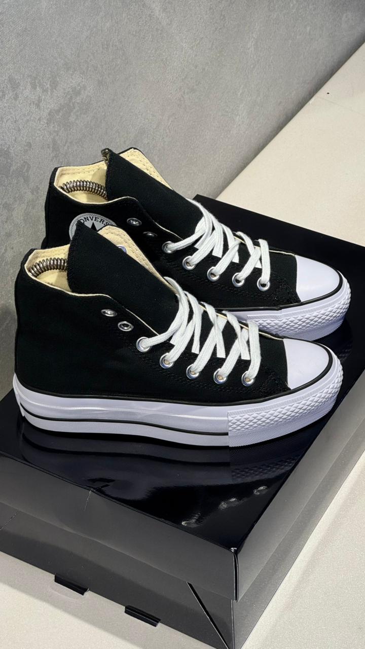 CONVERSE  PLATAFORMA NEGRO PROMO