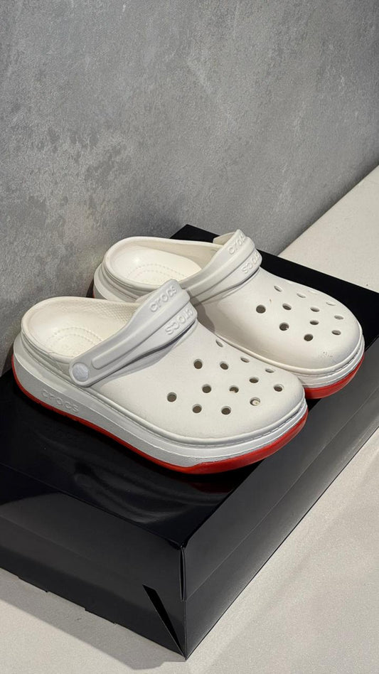 CROCS BLANCA ROJA