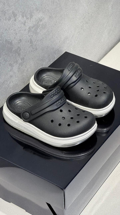 CROCS NIÑOS NEGRO BLANCO