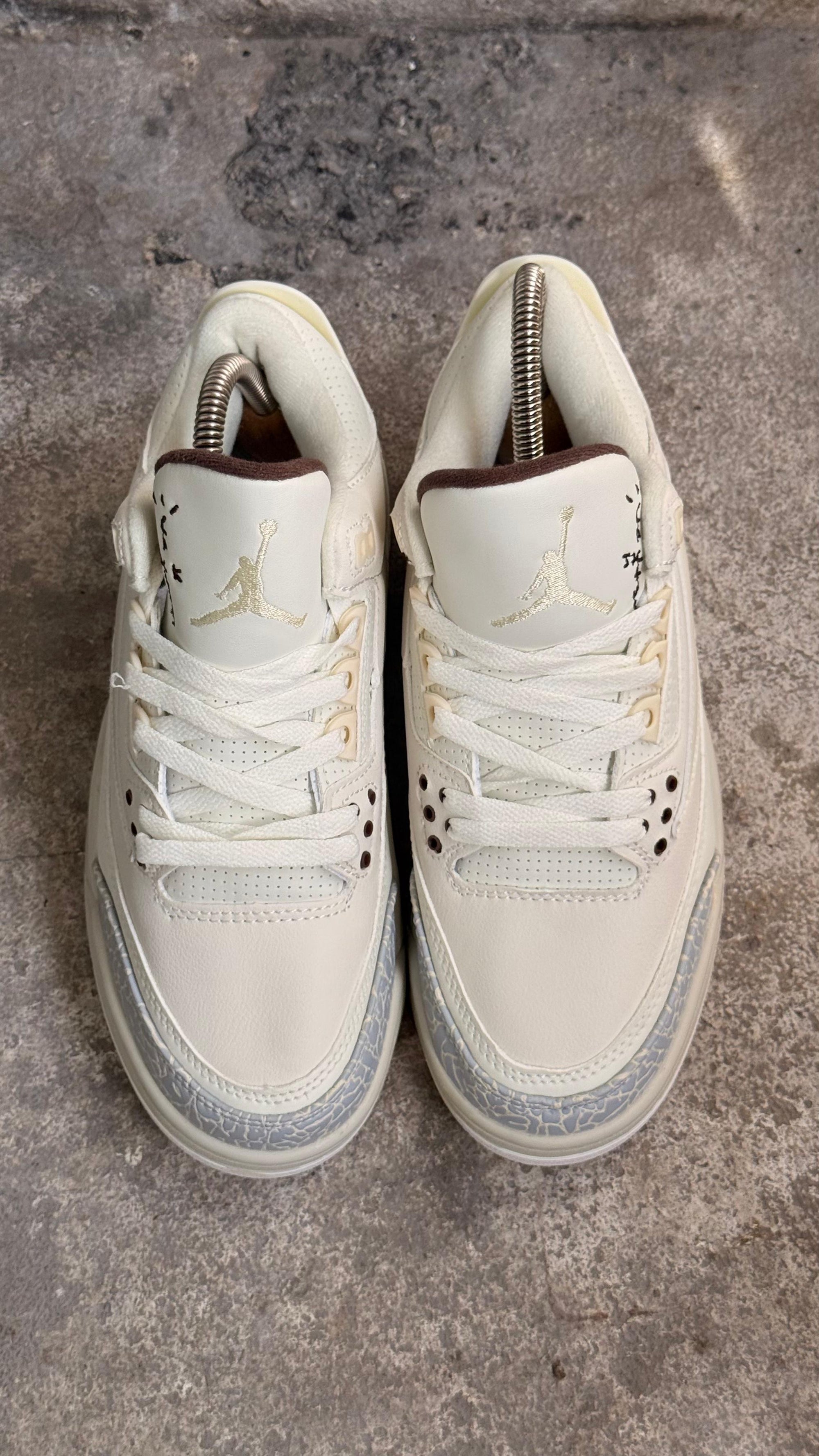 JORDAN RETRO 3 BEIGE