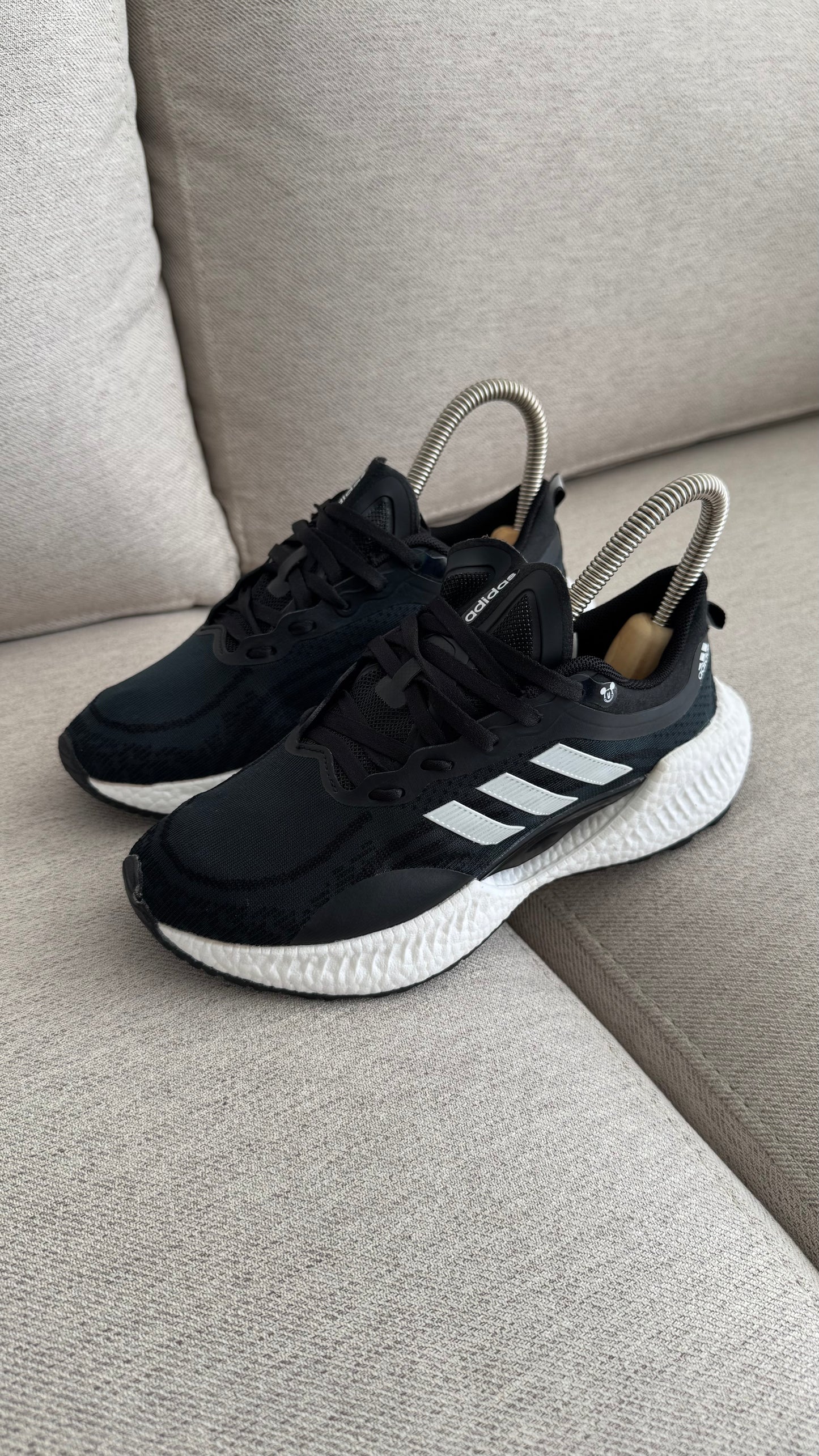 ADIDAS MICKEY NEGRO BLANCO