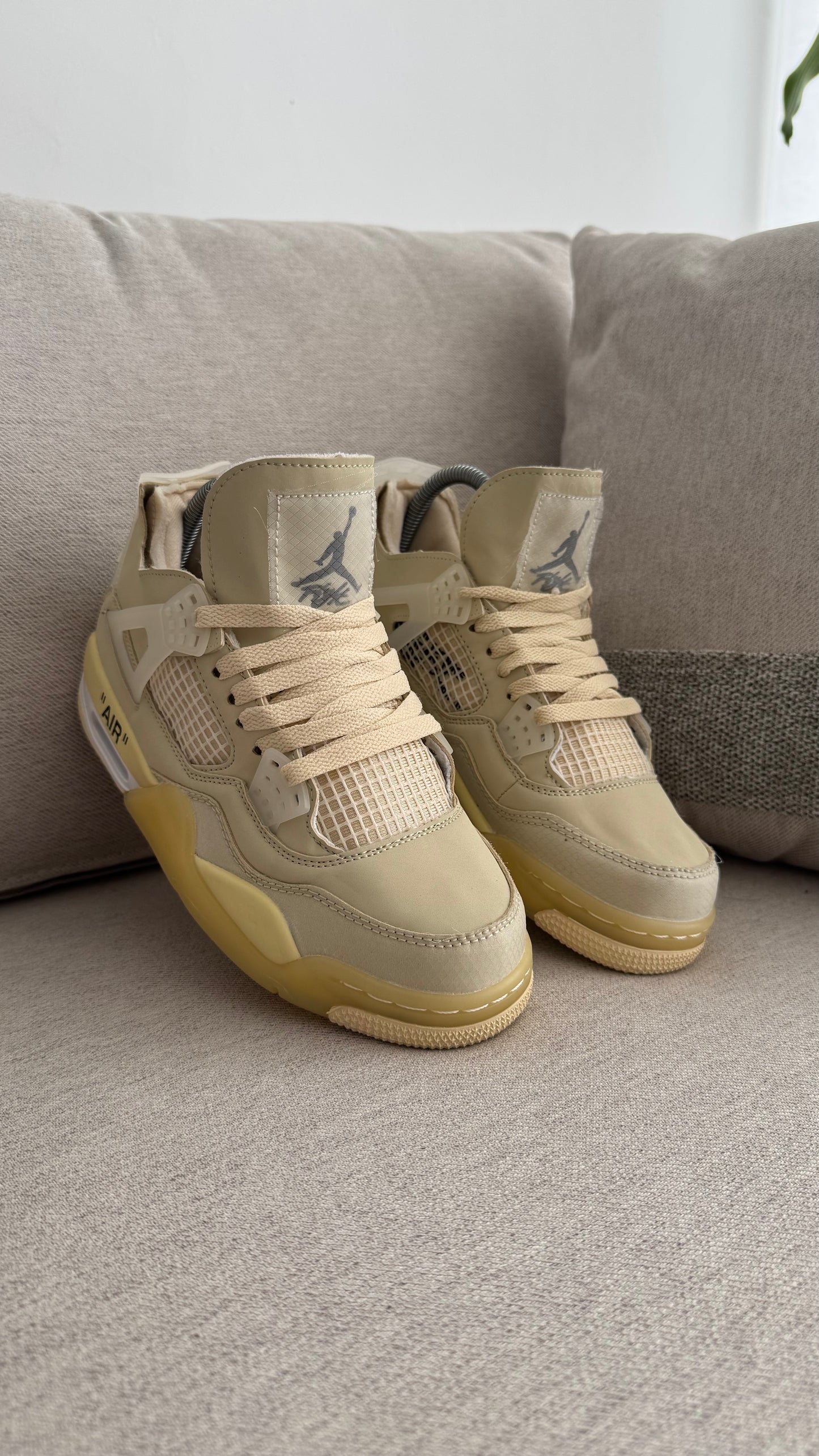 JORDAN RETRO 4 NEYMAR