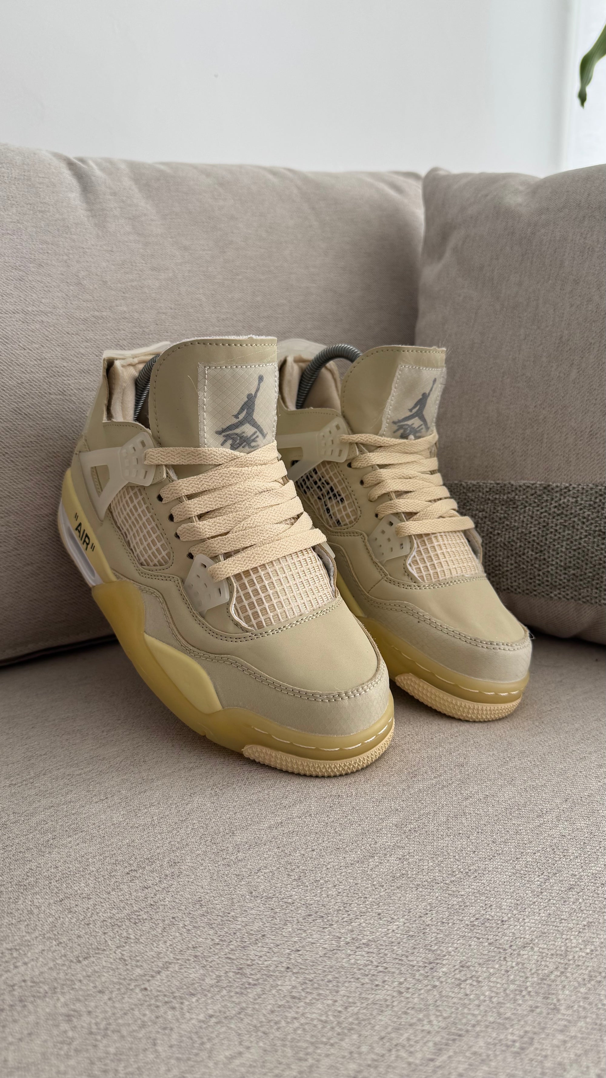 JORDAN RETRO 4 NEYMAR