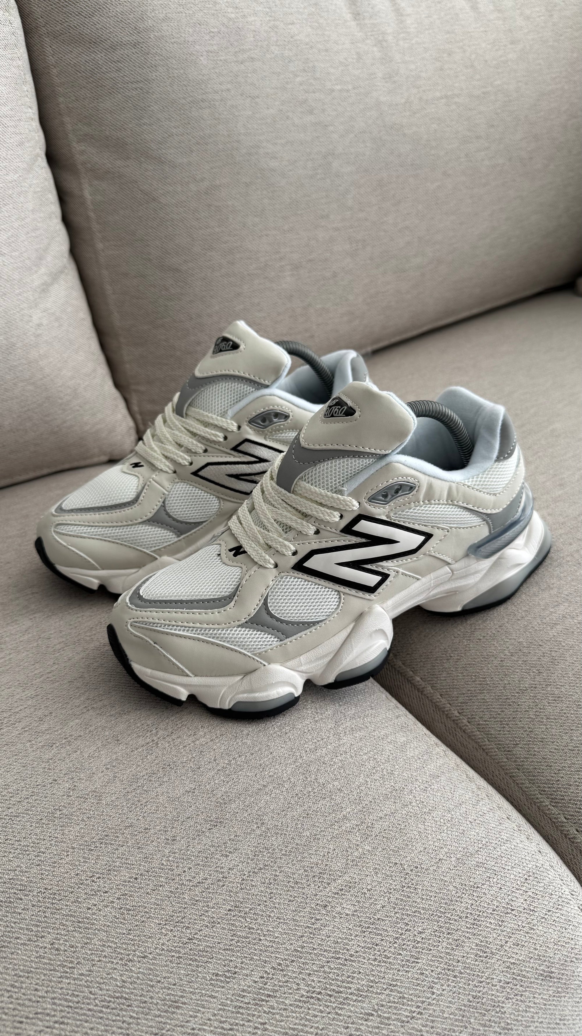 NEW 9060 BLANCO GRIS NEGRO