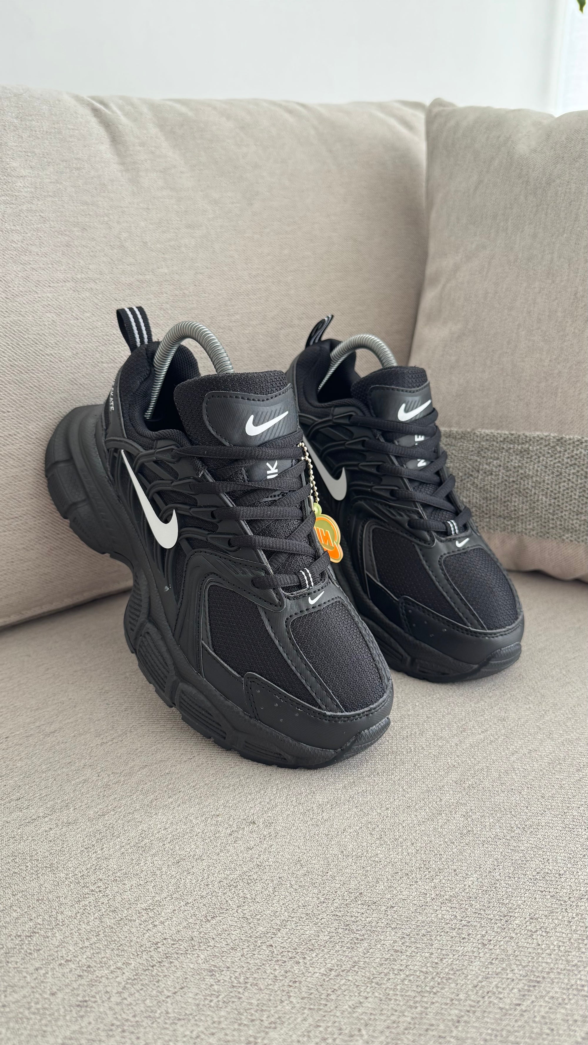 NIKE SKATE NEGRO PROMO MASTER
