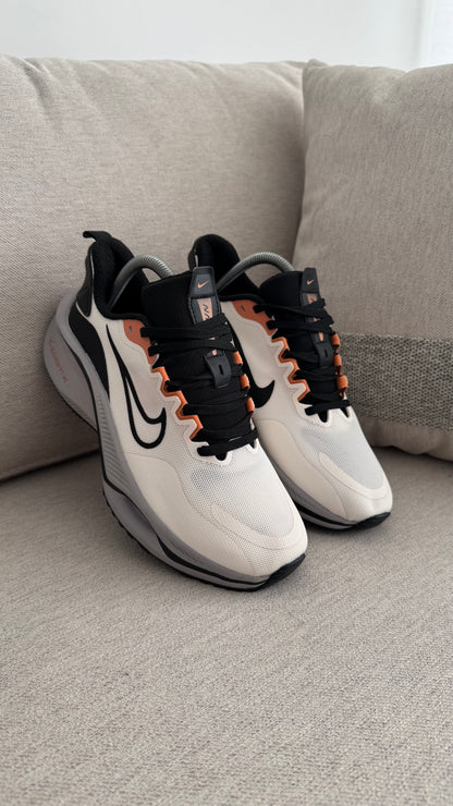 NIKE ZOOM CARITA BLANCO GRIS NEGRO