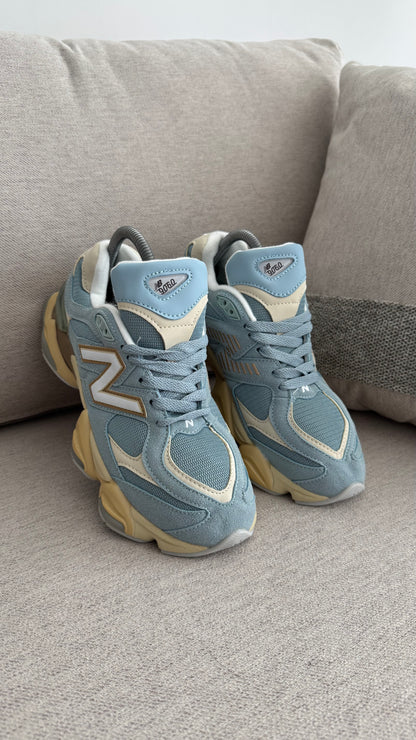 NEW BALANCE 9060  AZUL BEIGE