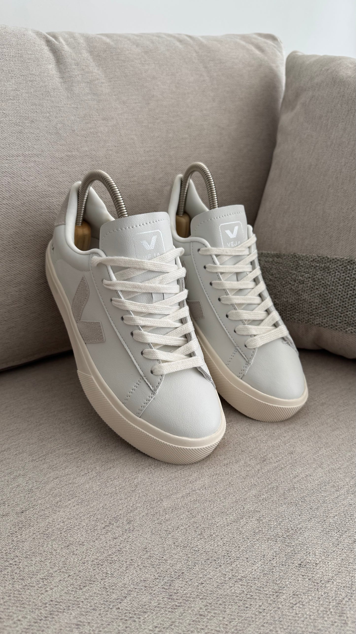 VEJA BLANCO BEIGE