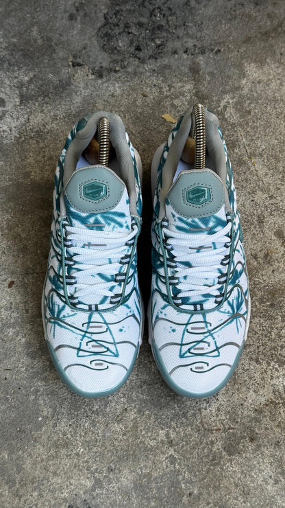 NIKE TN PLAYITA