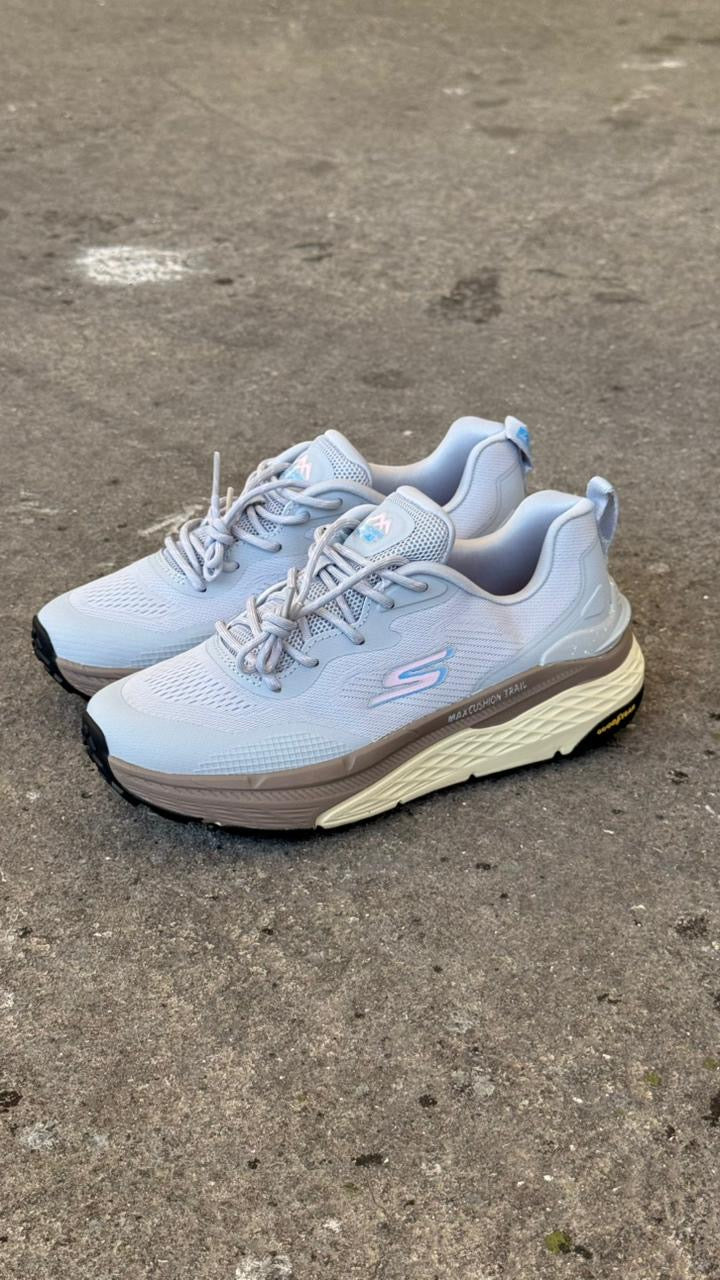 SKETCHERS GYEAR GRIS CAFE