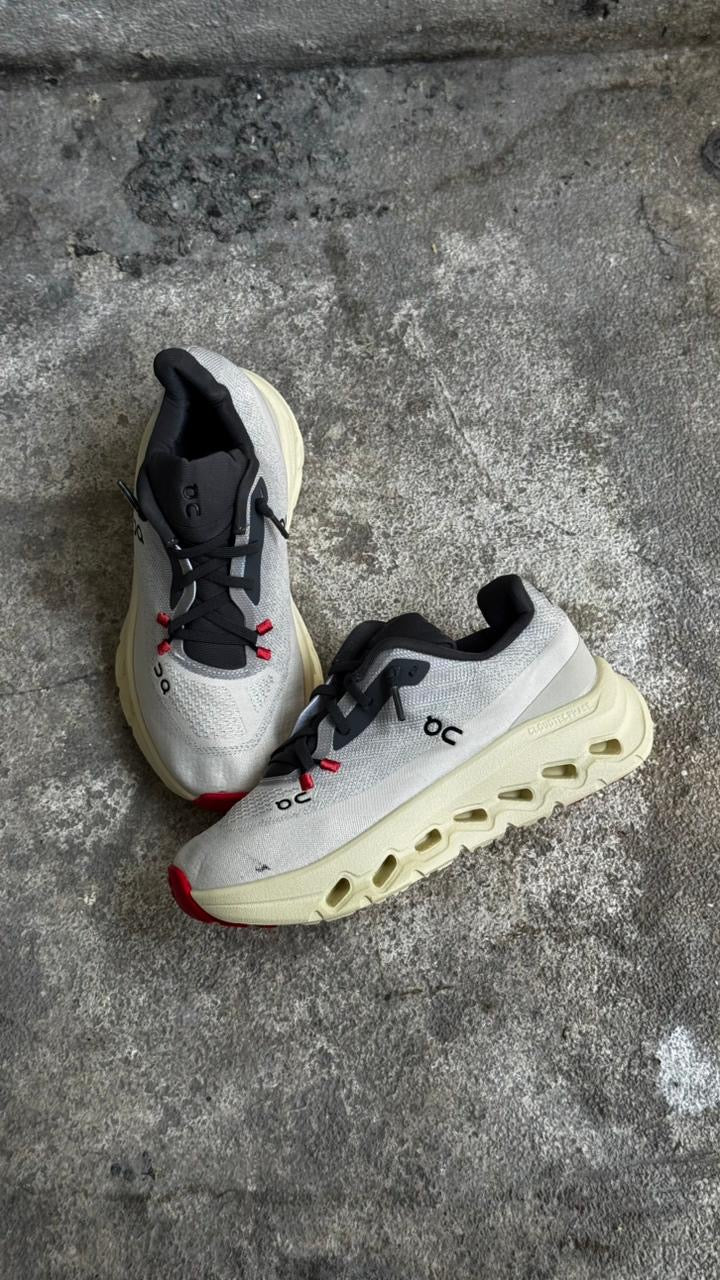 ON CLOUDTEC BEIGE GRIS NIÑOS