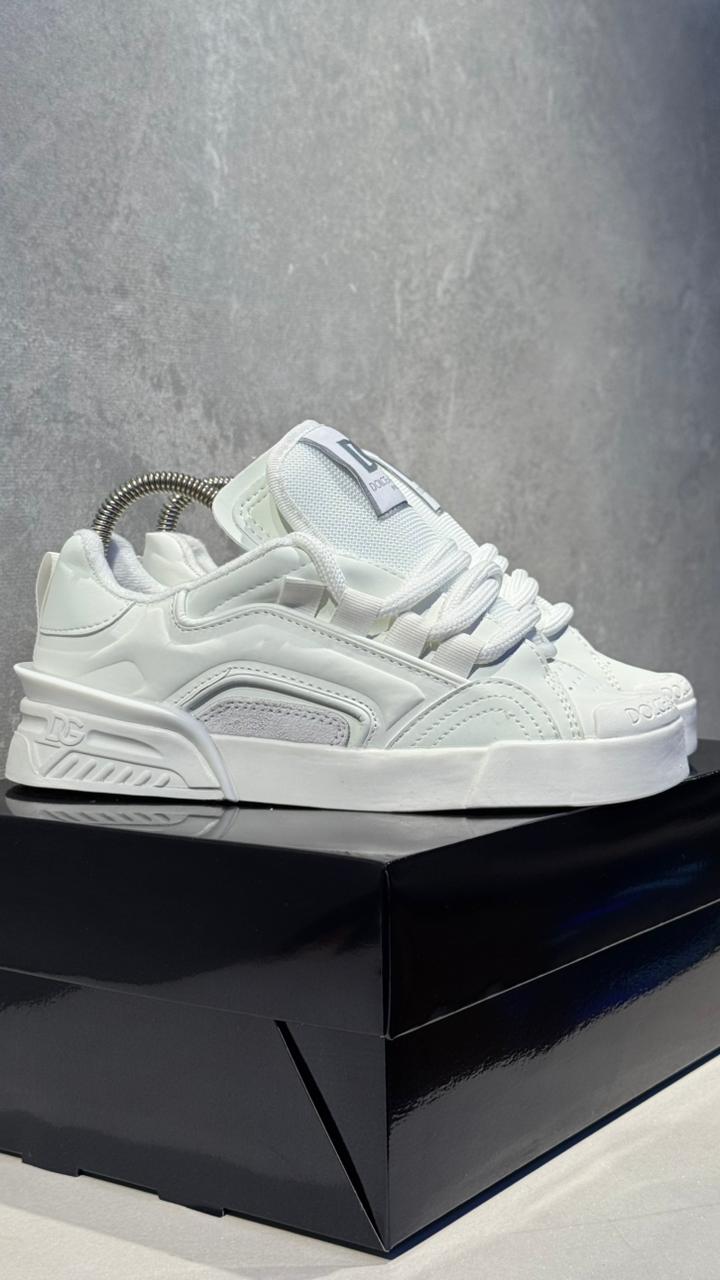DOLCE GABBANA ZAPATILLA CORDÓN D