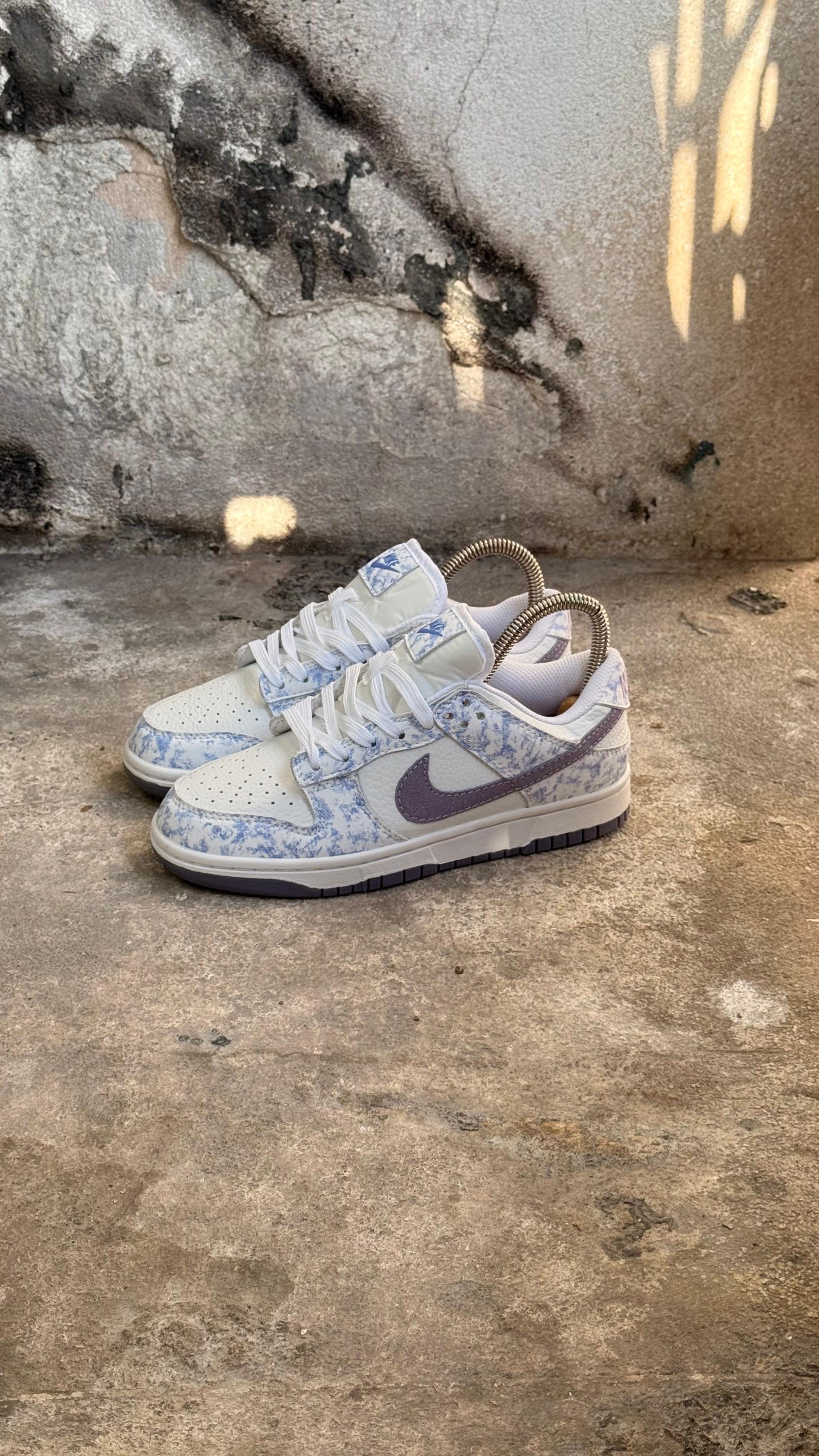 NIKE SB PRELAVADA BLANCO MORADO