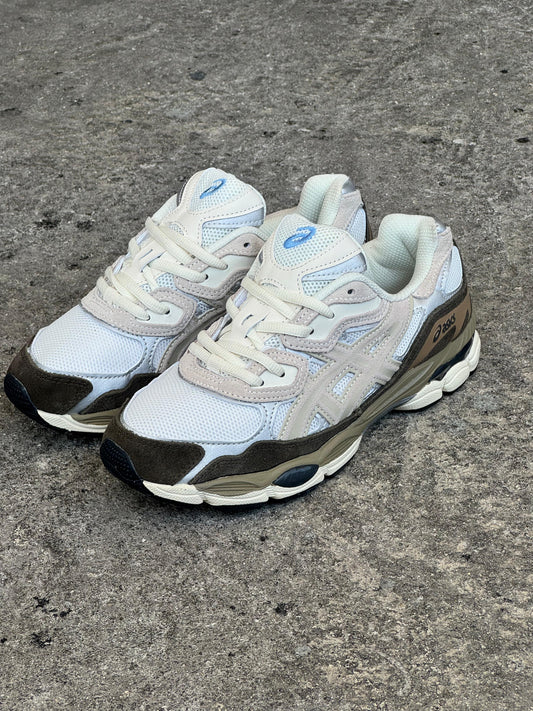 ASICS BLANCO CAFE