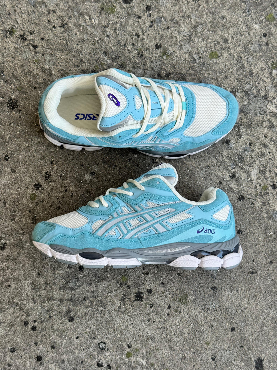 ASICS AZUL CIELO